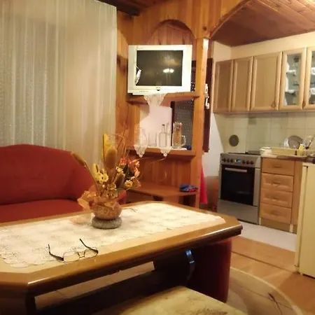 Apartament Vikendica Tina